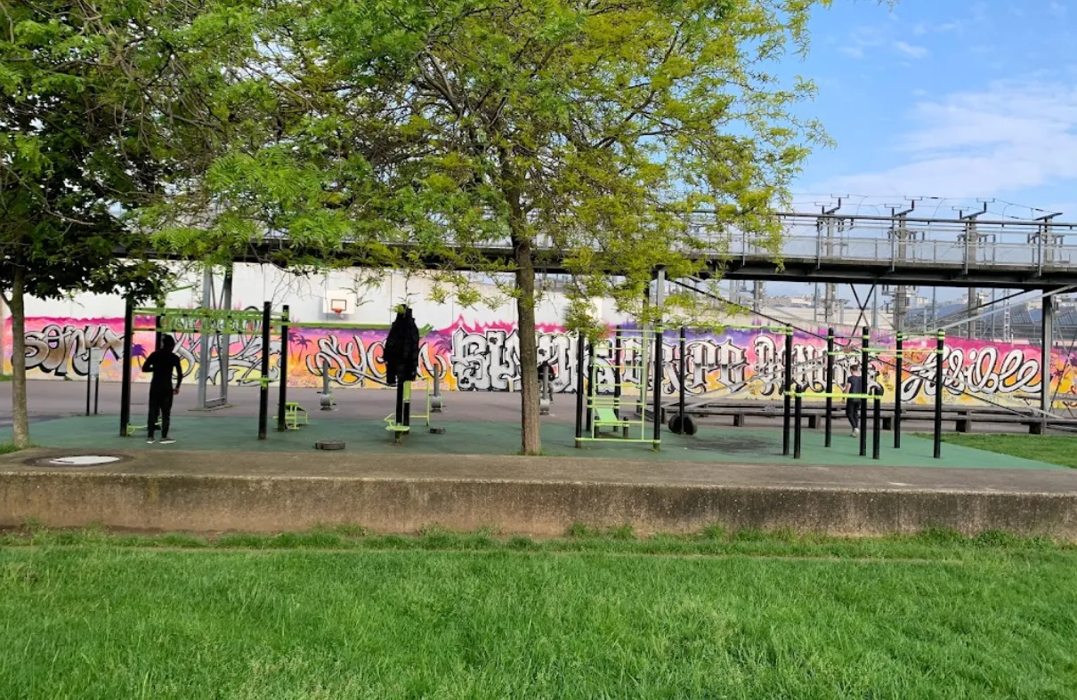 Le parc de Street Workout - Quartier de La Chapelle